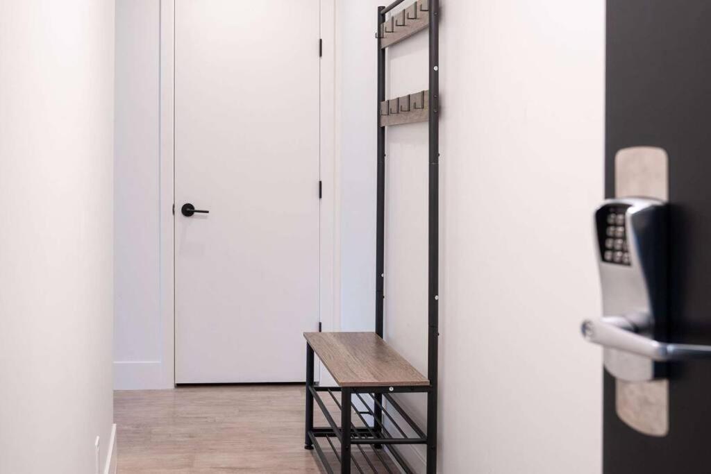 Apartament Bluebird Daze By Revelstoke Vacations Zewnętrze zdjęcie