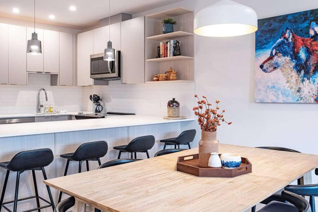 Apartament Bluebird Daze By Revelstoke Vacations Zewnętrze zdjęcie
