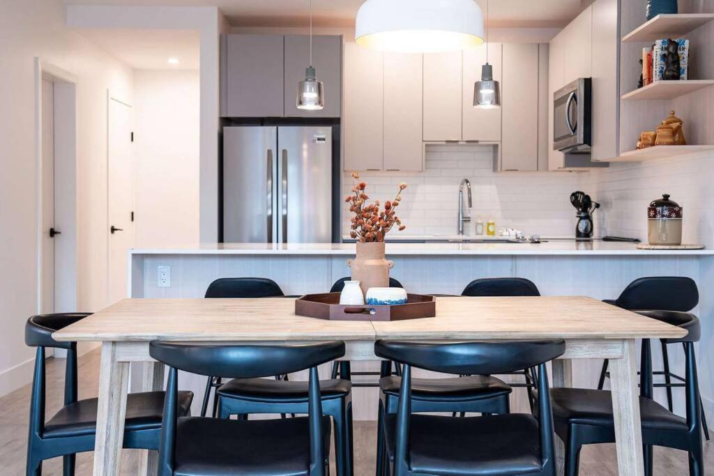 Apartament Bluebird Daze By Revelstoke Vacations Zewnętrze zdjęcie