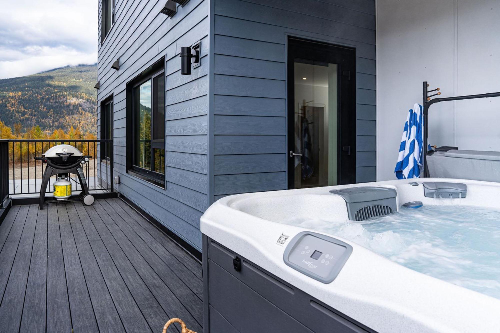 Apartament Bluebird Daze By Revelstoke Vacations Zewnętrze zdjęcie
