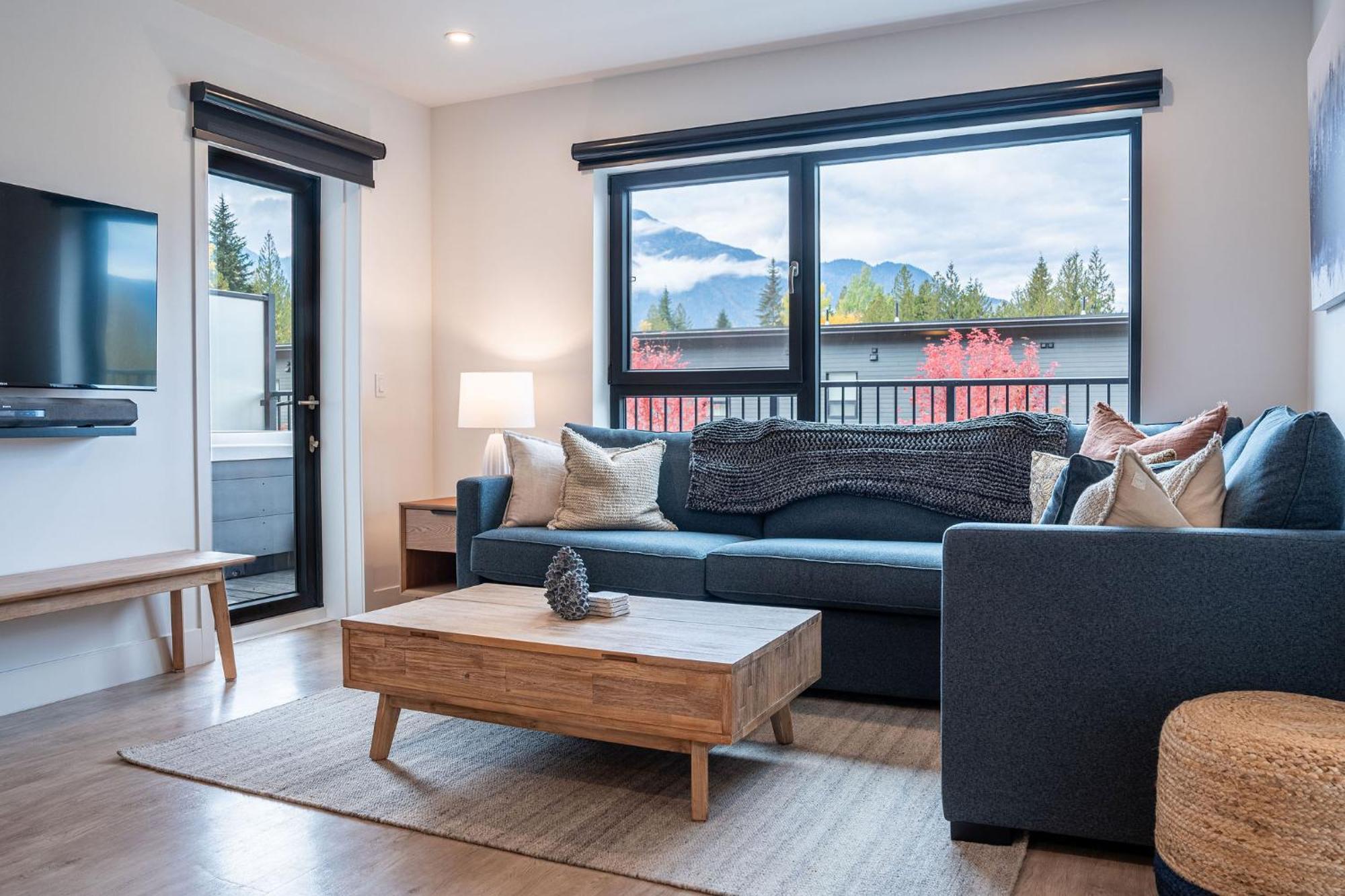 Apartament Bluebird Daze By Revelstoke Vacations Zewnętrze zdjęcie